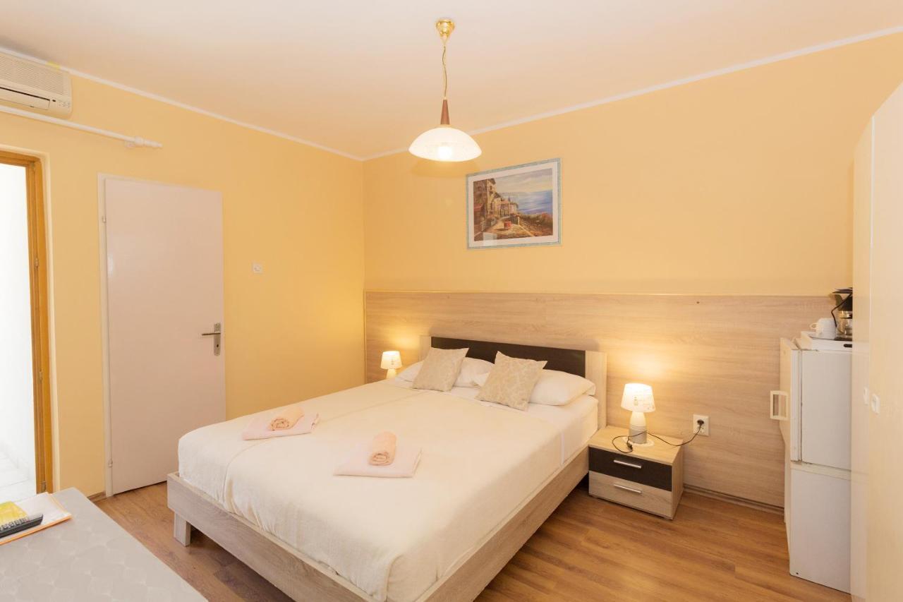 Bed & Breakfast Palma Bed and Breakfast Medulin Exteriör bild